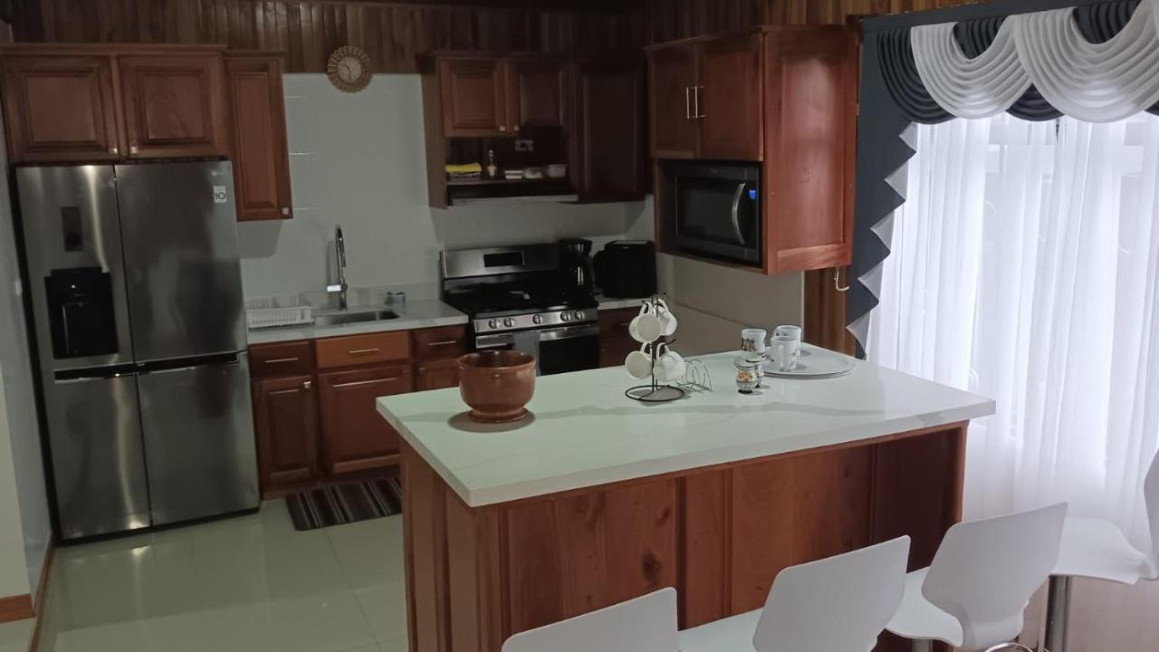 Monteverde Guesthouse Εξωτερικό φωτογραφία